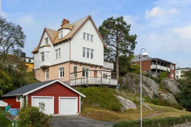 Lägenhet, 9 rum, 243 m² i Nynäshamn
