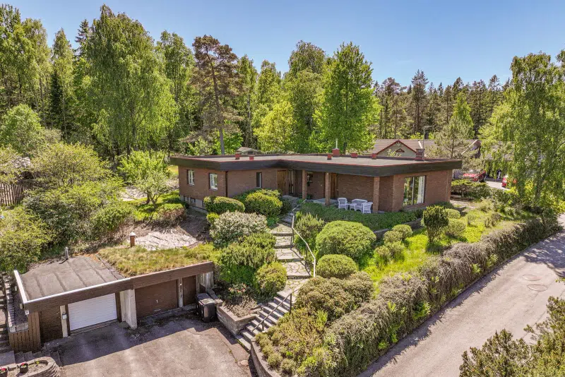 Villa, 8 rum, 139 m² i Floda-Berghult