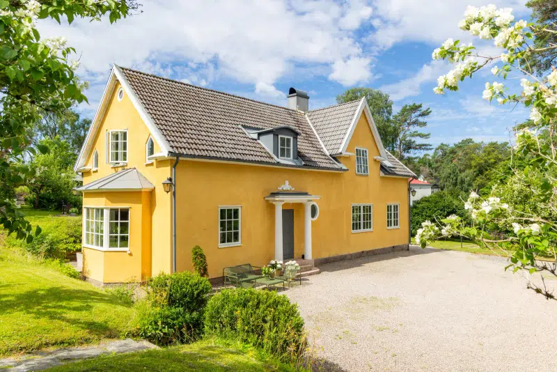 House, 10 rooms, 248 m² in Aplared