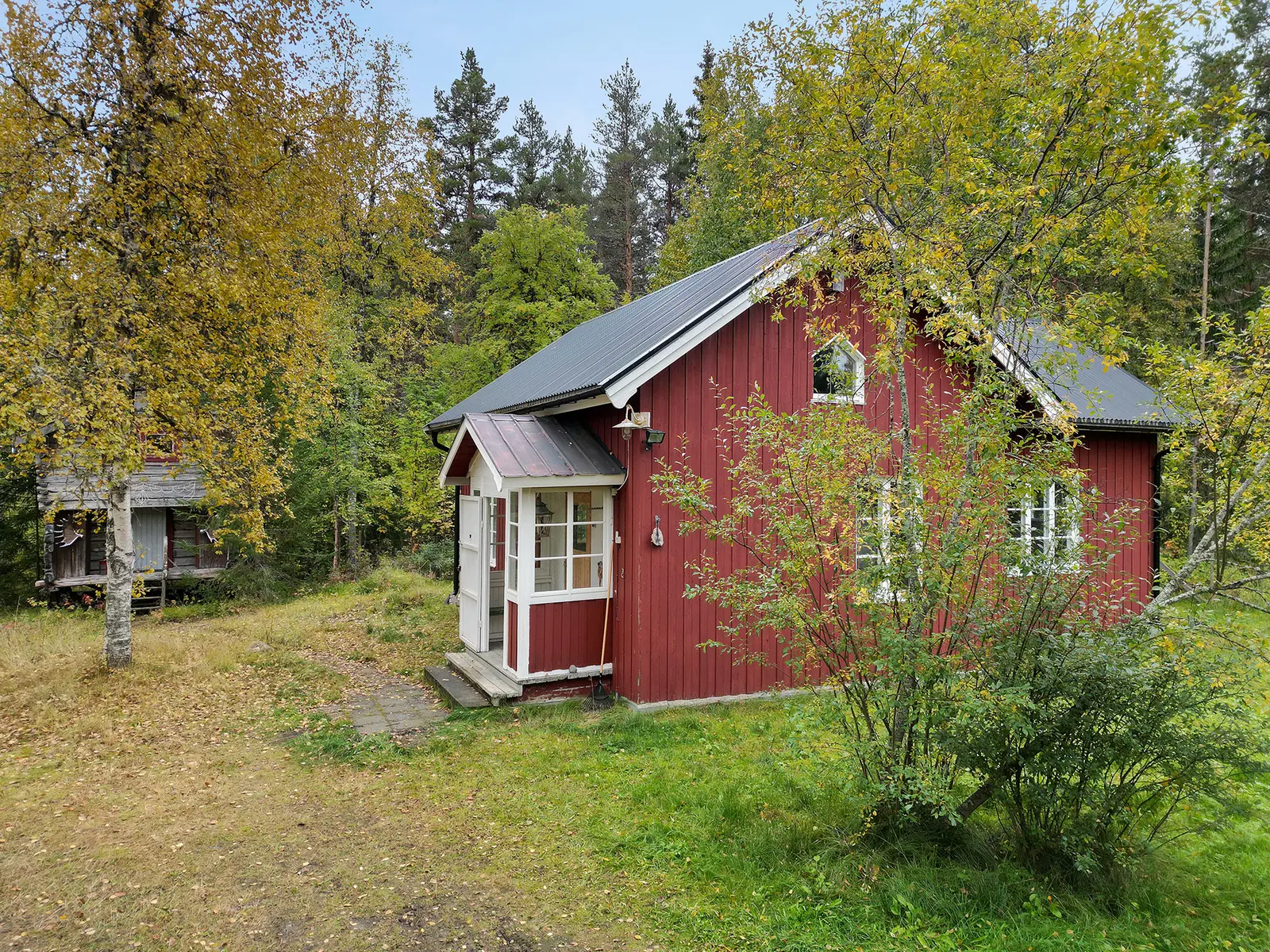 Bild 1 av 30 på Klockarvägen 11