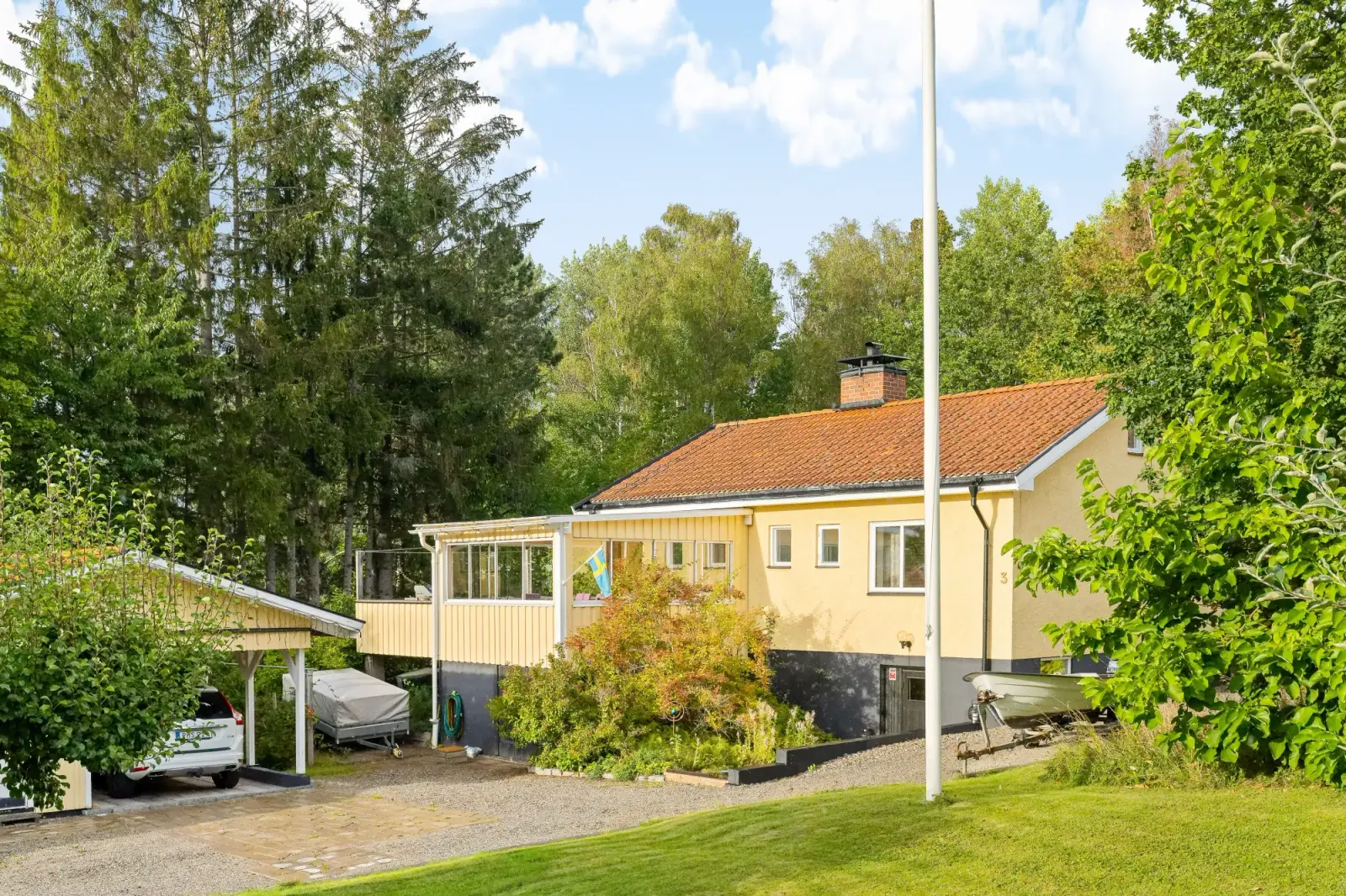 Bild 1 av 1 på Väsbyvägen
