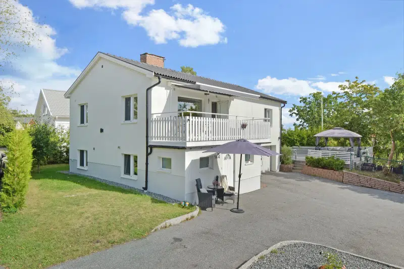 Villa, 5 rum, 98 m² i Skälby