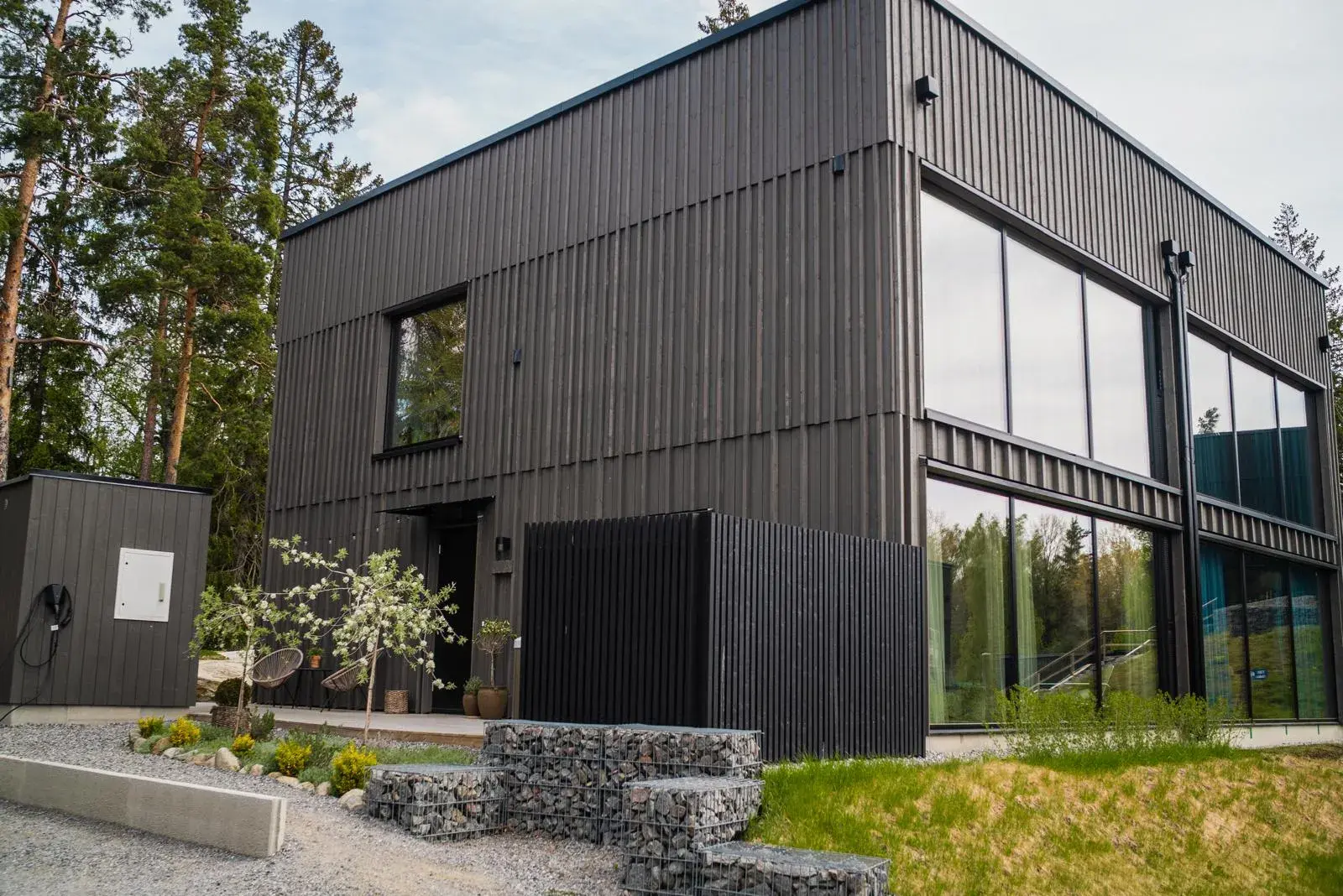 Bild 1 av 1 på Åbroddsvägen