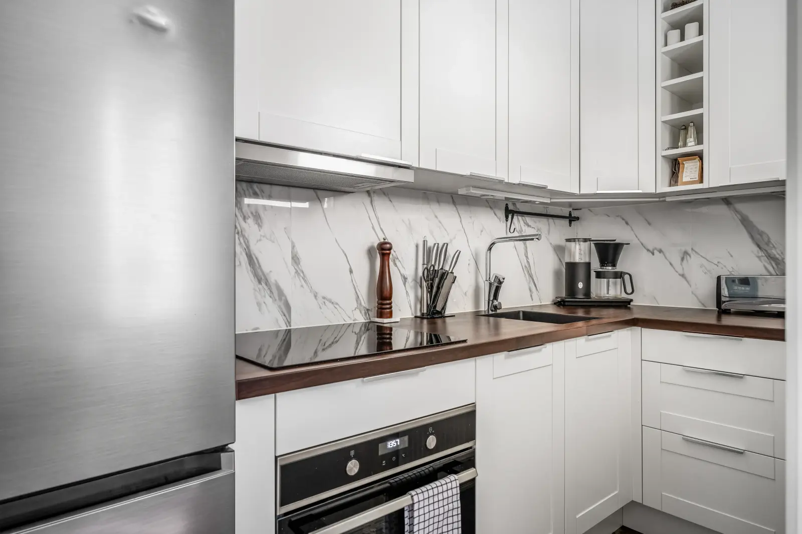 Apartment, Hägernäsvägen, Täby. Photo 1 of 1