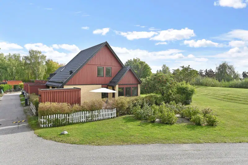 Semi-detached/terraced, 5 rooms, 124 m² in Järfälla
