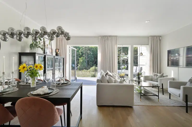 Semi-detached/terraced, 6 rooms, 135 m² in Järfälla