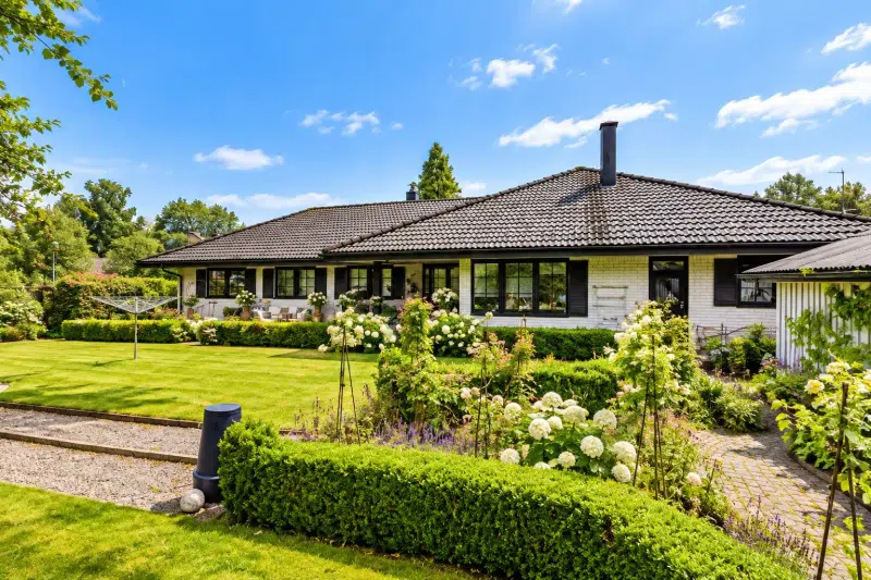 Gård, 5 rum, 140 m²