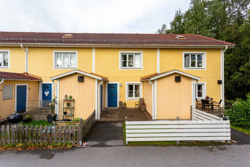 Apartment, 5 rooms, 99 m²