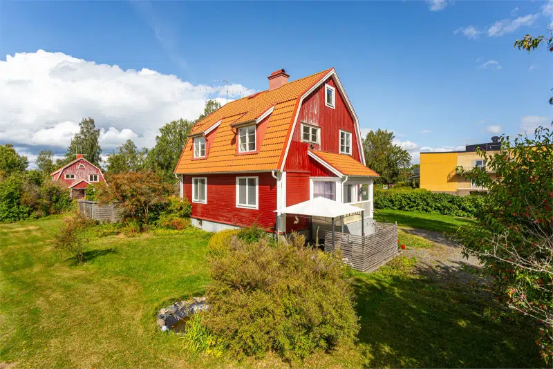 House, 8 rooms, 124 m²