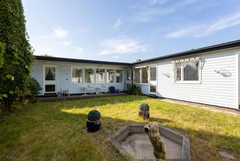 Villa, 5 rum, 140 m² i Vallby