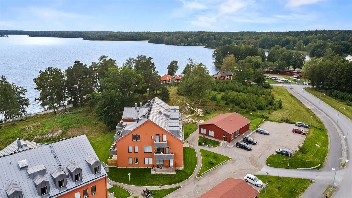 Bild 1 av 23 på Torvmossvägen 6A