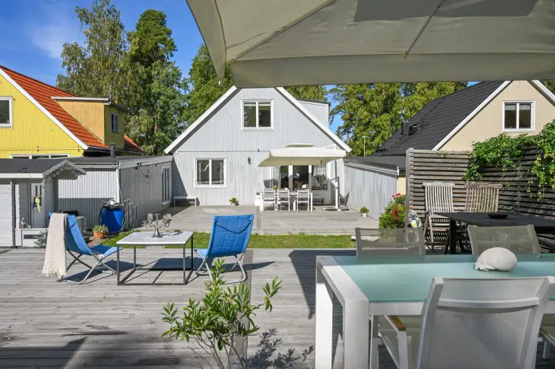 Semi-detached/terraced, 7 rooms, 170 m² in Ekerö