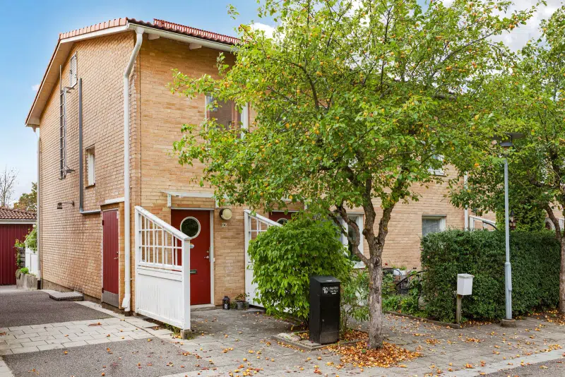 Apartment, 4 rooms, 85 m² in Gunnesbo