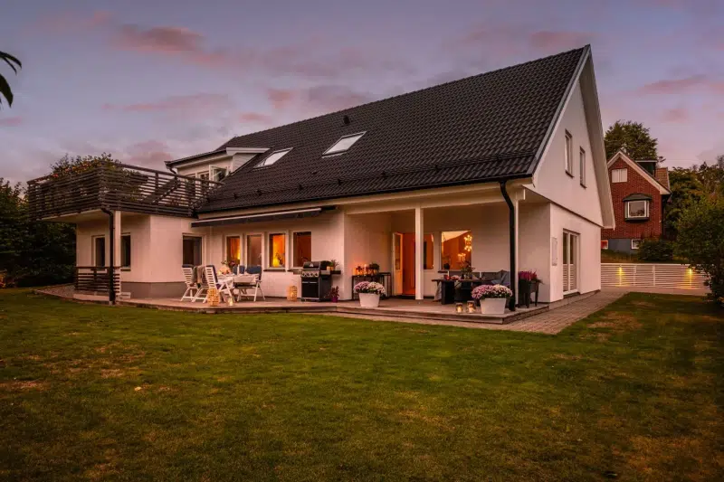 Villa, 10 rum, 290 m² i Jakobsberg - Västra