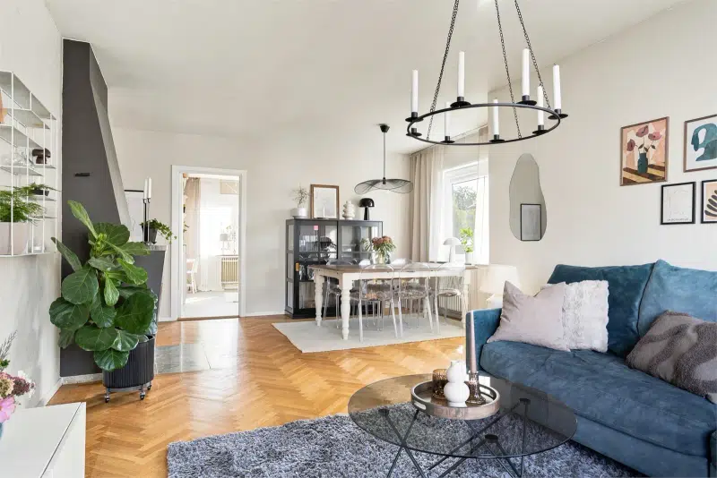 Apartment, 5 rooms, 99 m²