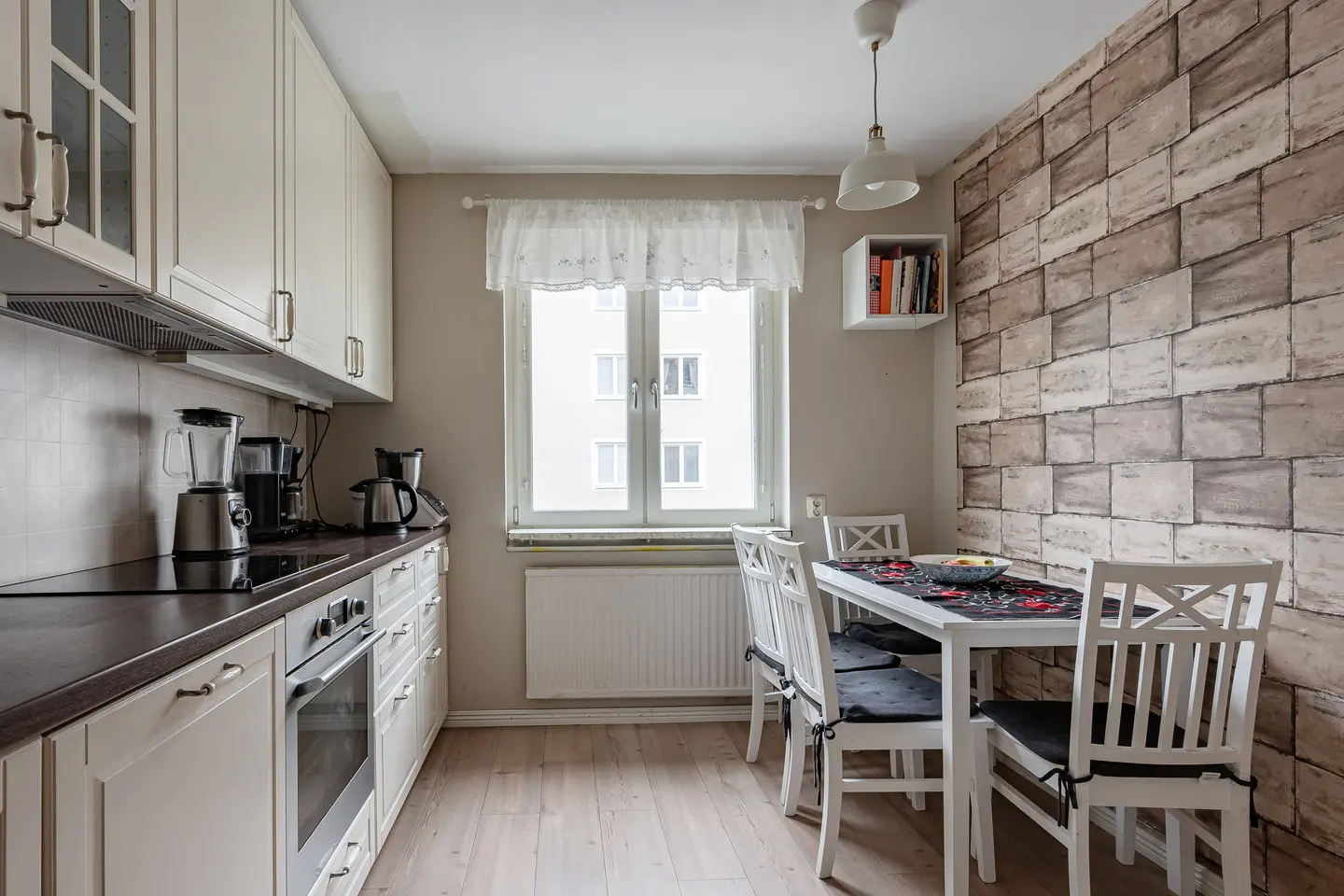 Bild 1 av 21 på Smedsgatan 5B
