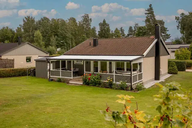 House, 4 rooms, 114 m² in Grums