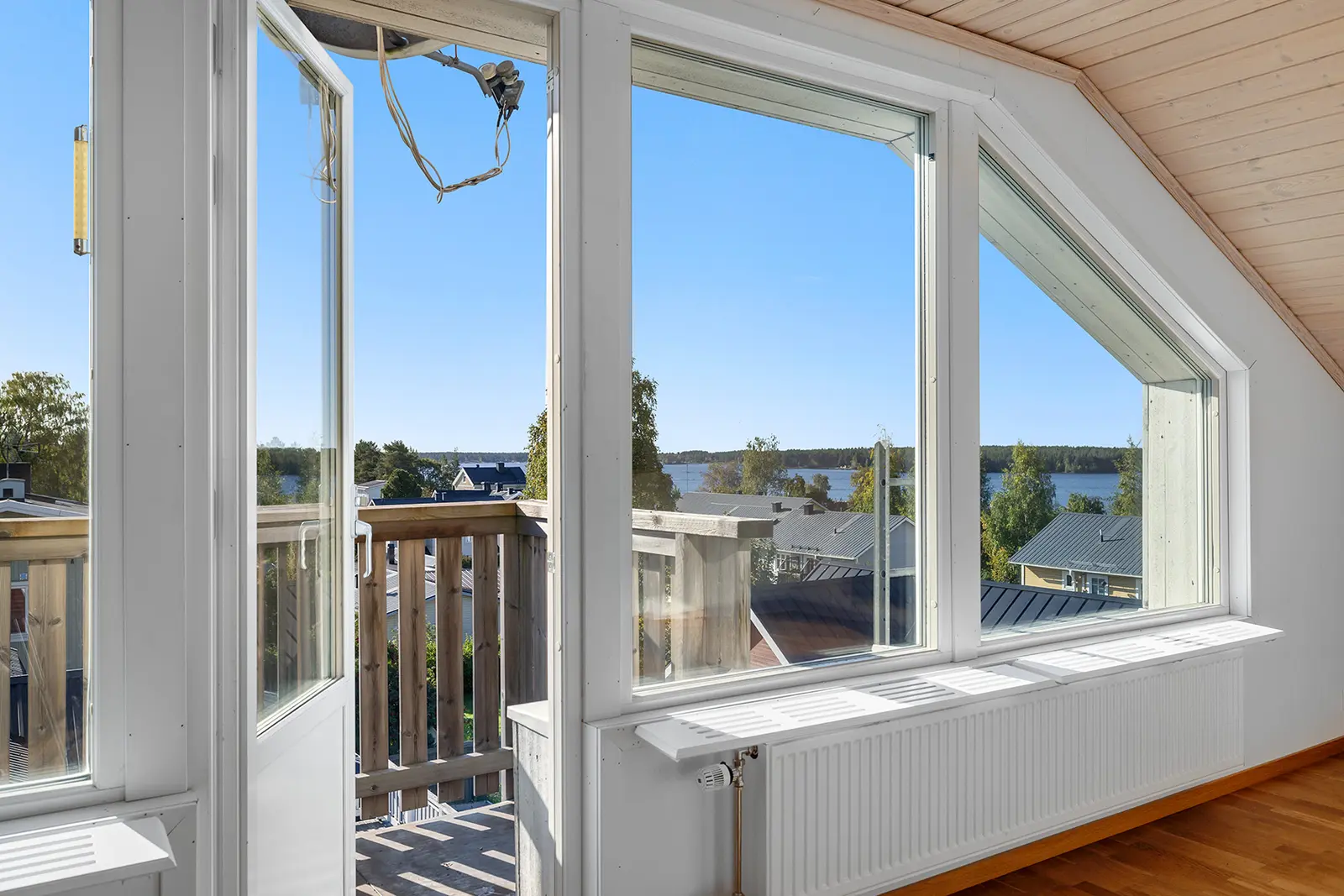 Image 1 of 16 of Laxgatan 17 A