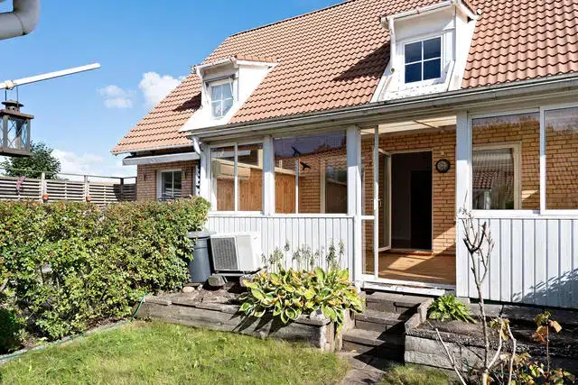 Par-/radhus, 3 rum, 85 m² i Västergård