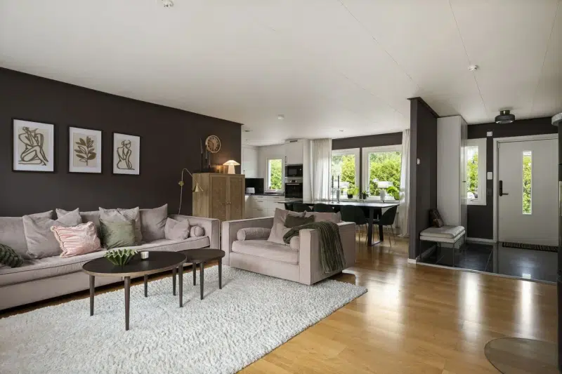 Villa, 6 rum, 166 m²