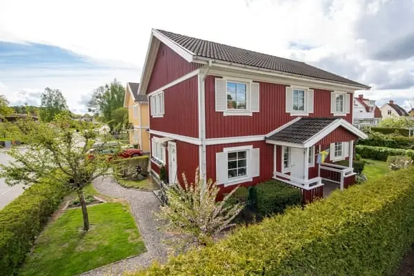 Image 1 of 41 of Dünavägen