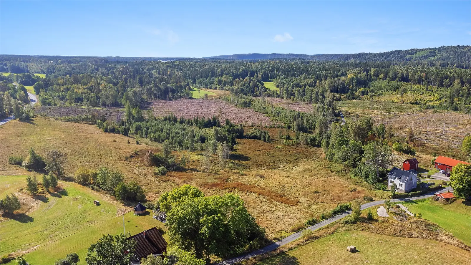 Bild 1 av 19 på Skållerud Eriksbyn 2