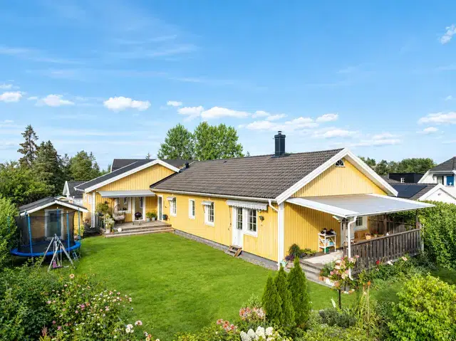 Villa, 5 rum, 141 m² i Trollbäcken