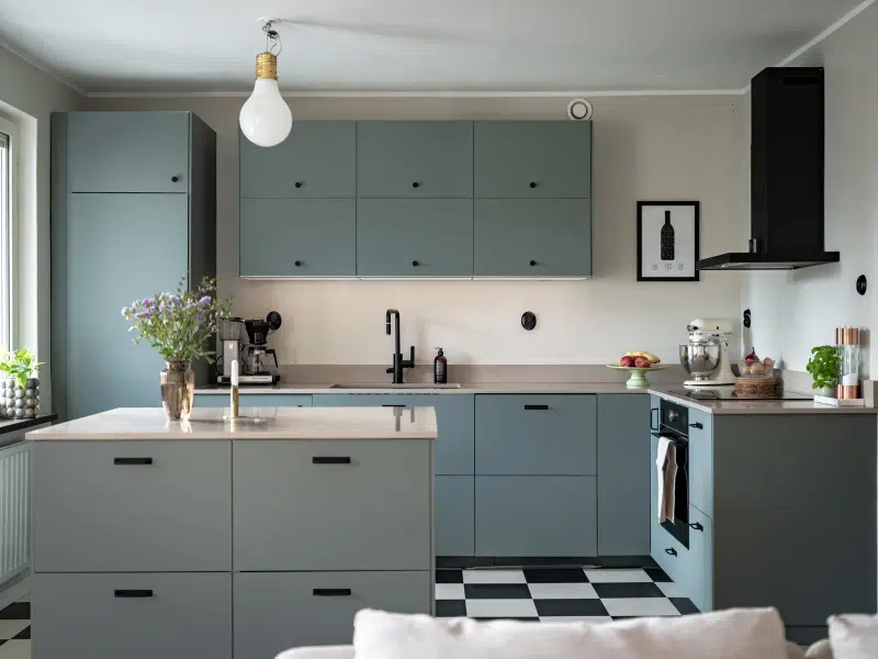 Lägenhet, 3 rum, 80 m² i Näset