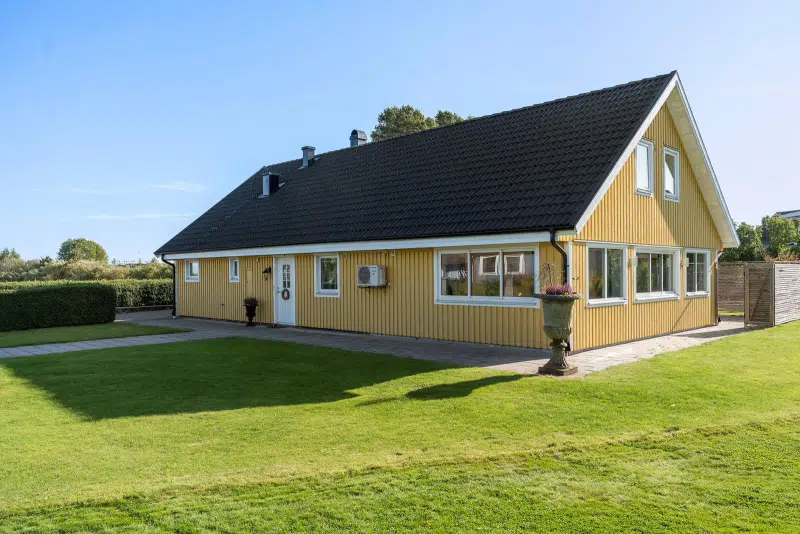 Villa, 7 rum, 210 m² i Mellerud