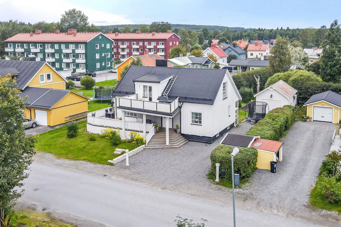 Bild 1 av 41 på Örngatan 21