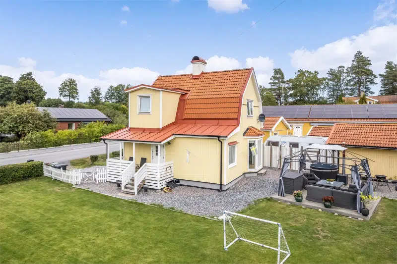 House, 5 rooms, 94 m²