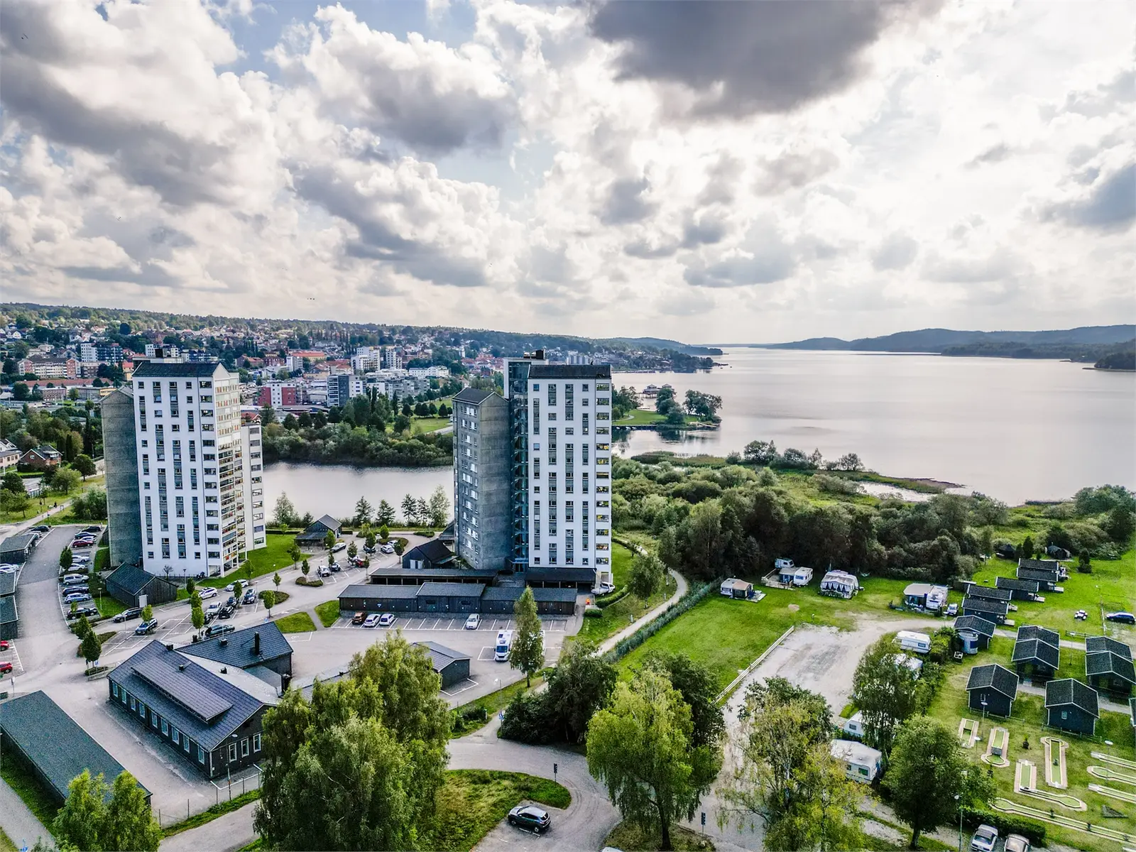 Bild 1 av 29 på Norra Strandgatan 3A