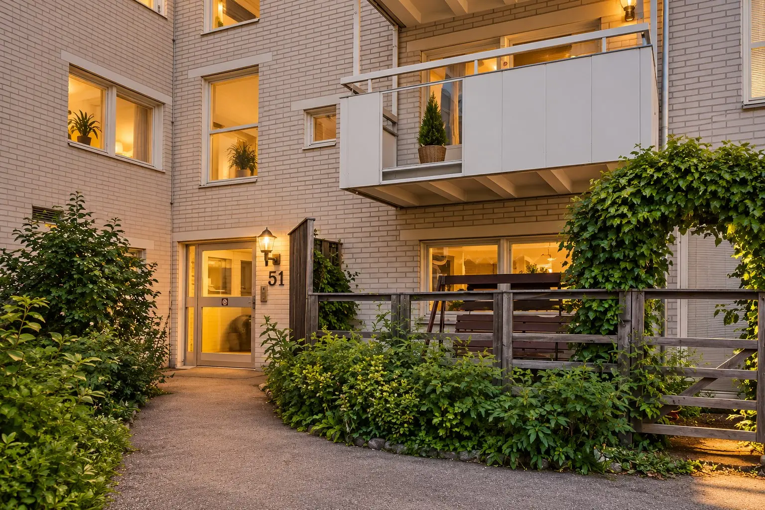 Image 1 of 1 of Kanelgränd 51, BV