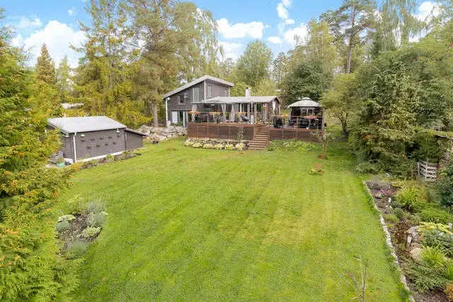 Villa, 4 rum, 122 m² i Häggeby