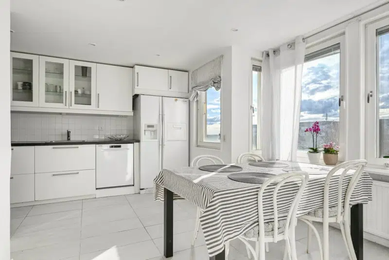 Apartment, 6 rooms, 125 m² in Södertälje