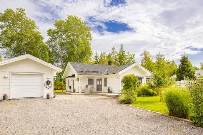 House, 4 rooms, 119 m² in Örslösa