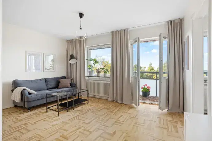 Lägenhet, 1 rum, 39 m² i Järfälla
