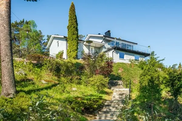 Villa, Trumpetarevägen, Saltsjöbaden. Bild 1 av 1