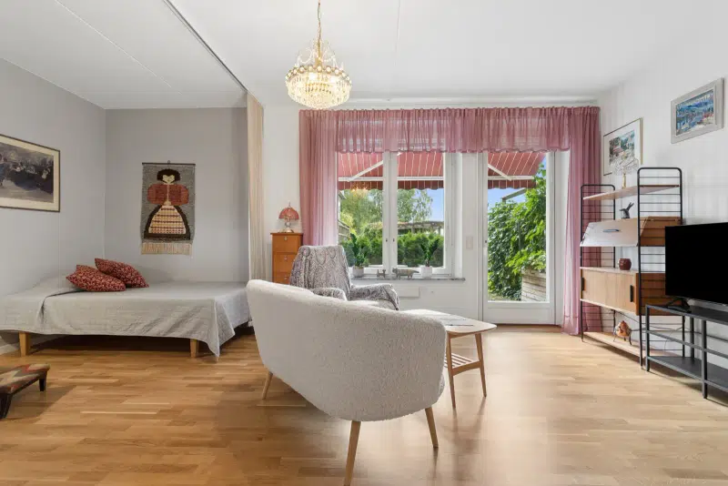 Lägenhet, 1 rum, 51 m² i Farsta