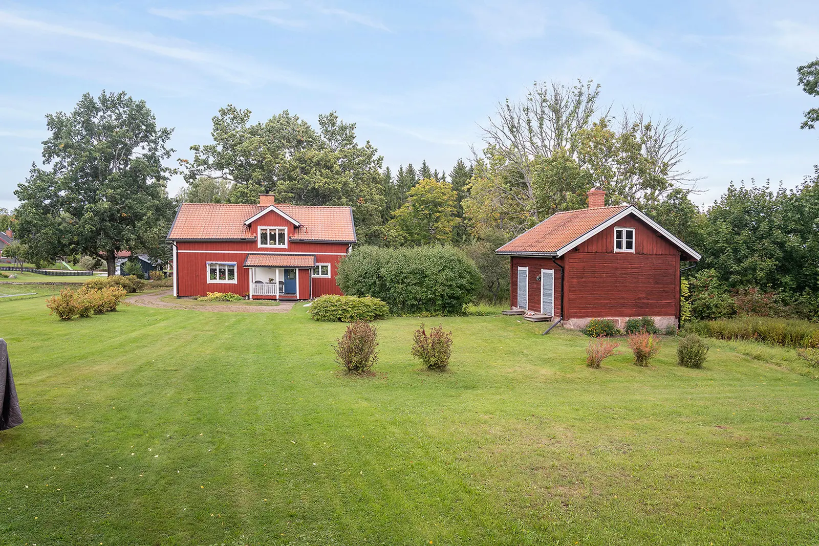 Image 1 of 26 of Skacksjö 9