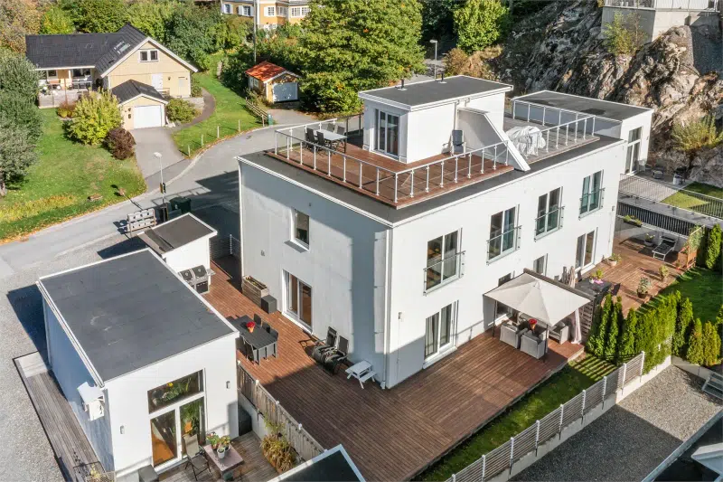 Apartment, 6 rooms, 133 m²