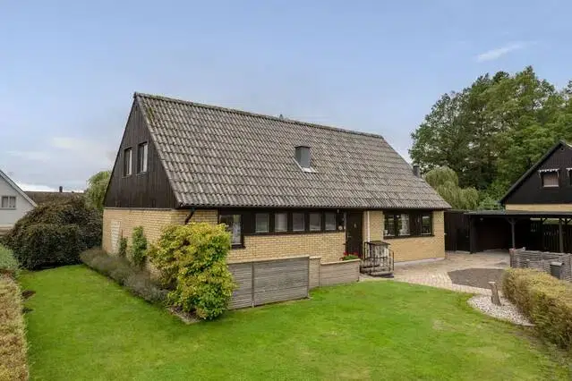 House, 6 rooms, 175 m² in Höör
