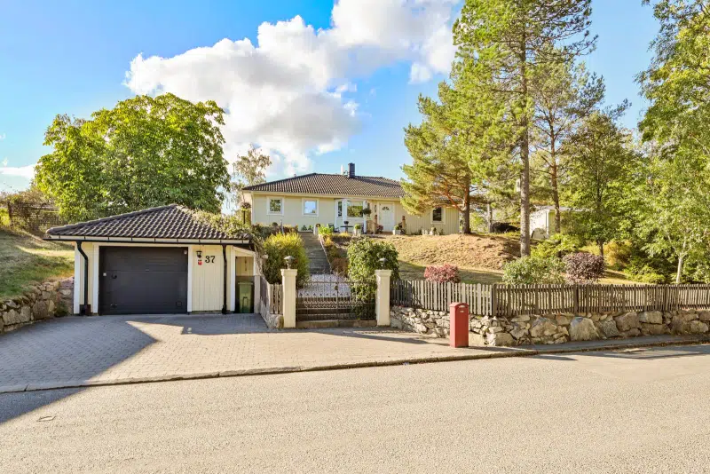 House, 4 rooms, 140 m² in Runby
