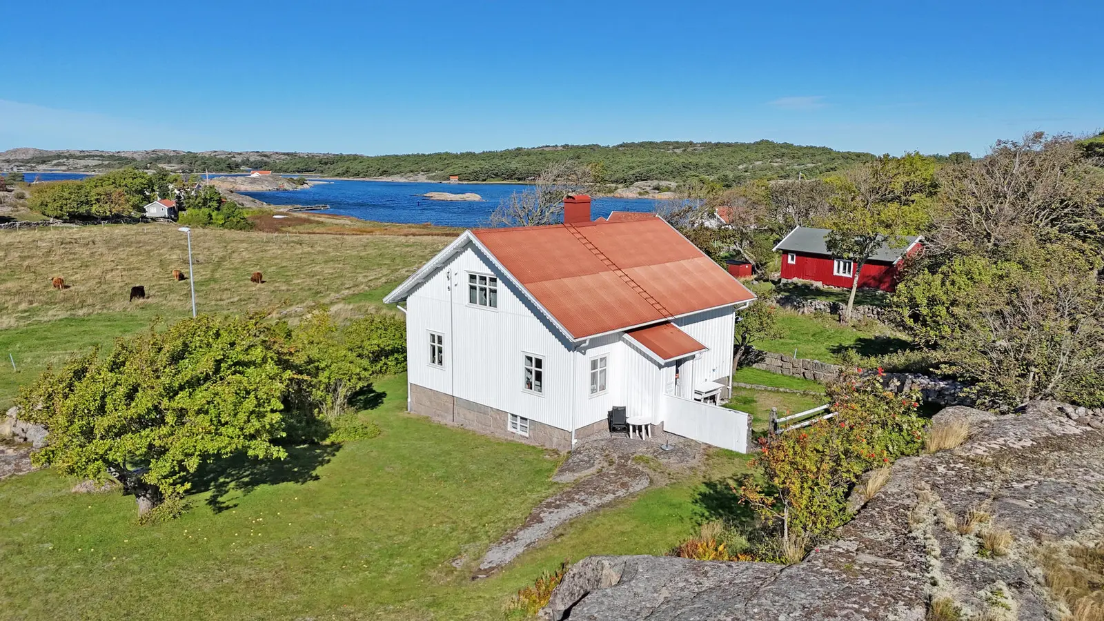 Image 1 of 15 of Hällsö