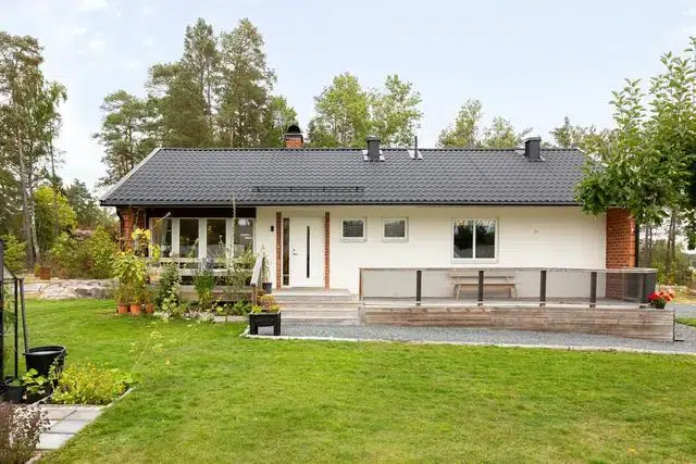 House, 4 rooms, 88 m² in Alunda