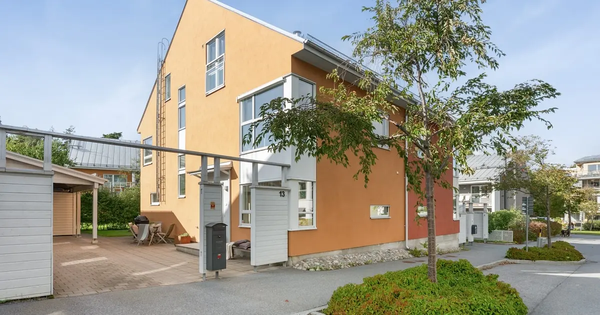 Image 1 of 21 of Buxbomsvägen 13