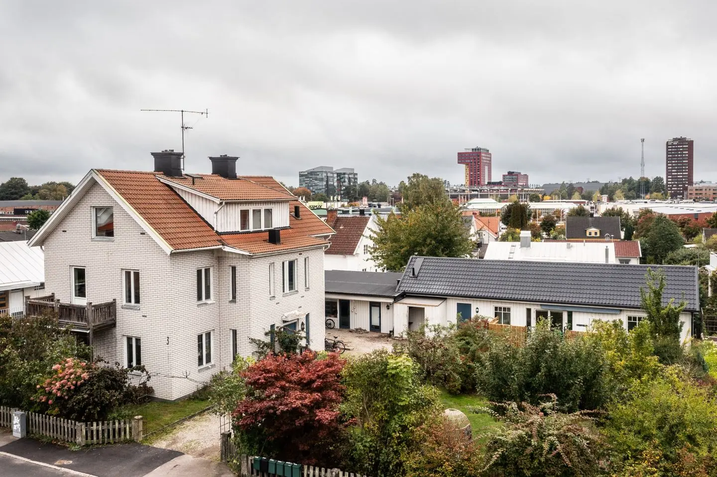 Image 1 of 41 of Kulladalsgatan 3