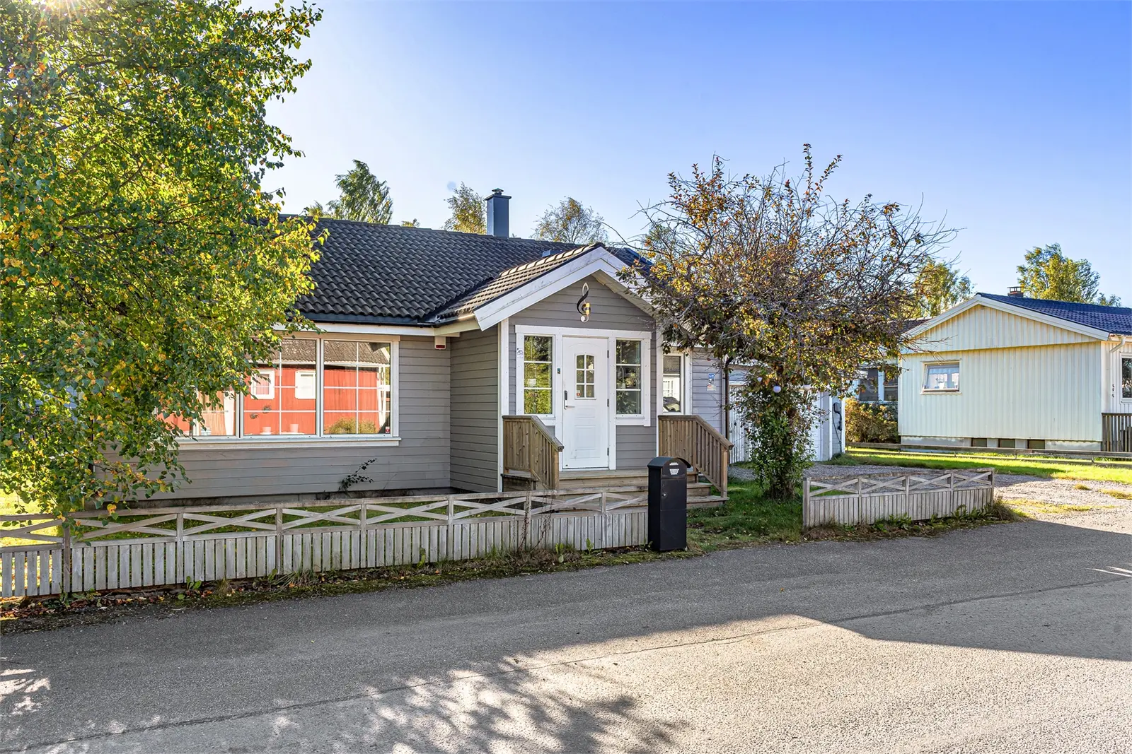 Bild 1 av 40 på Myresjövägen 6