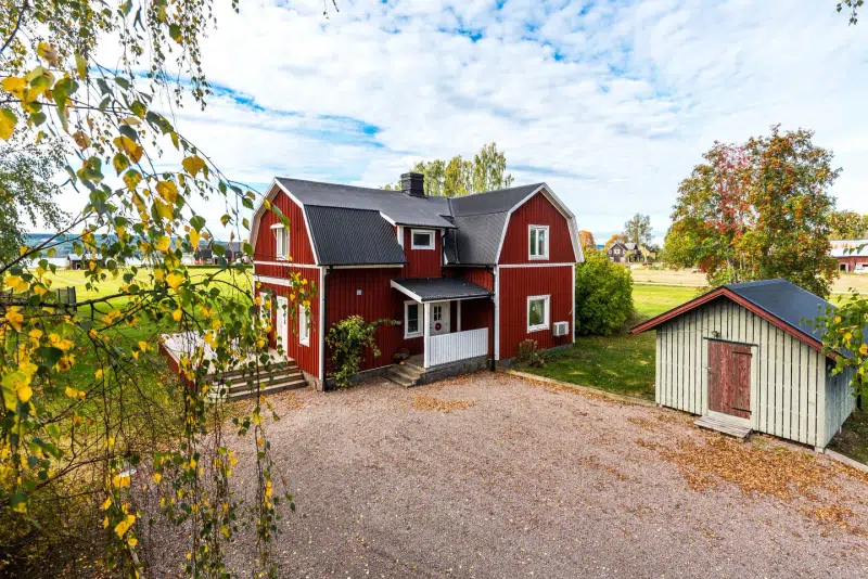 Villa, 5 rum, 145 m² i Basterud