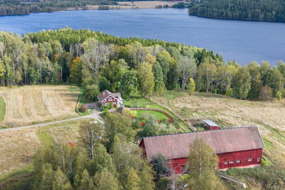 Bild 1 av 21 på Krabo 1